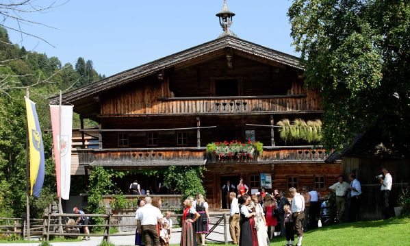 Alter Bauernhof "z'Bach"