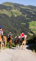Gruppenfoto Reiten