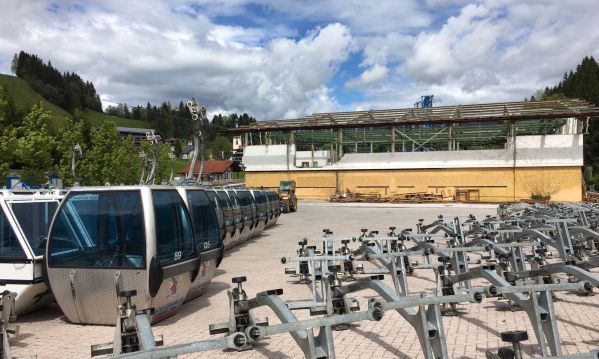 Abbau der alten Talstation in Auffach