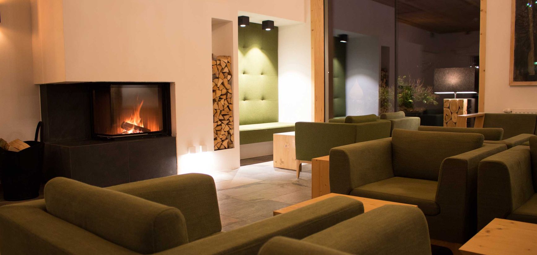 Chimney Lounge
